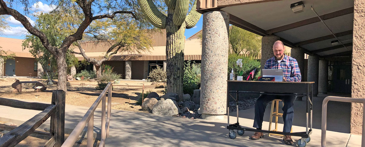 arizona principal brings his desk right to the students